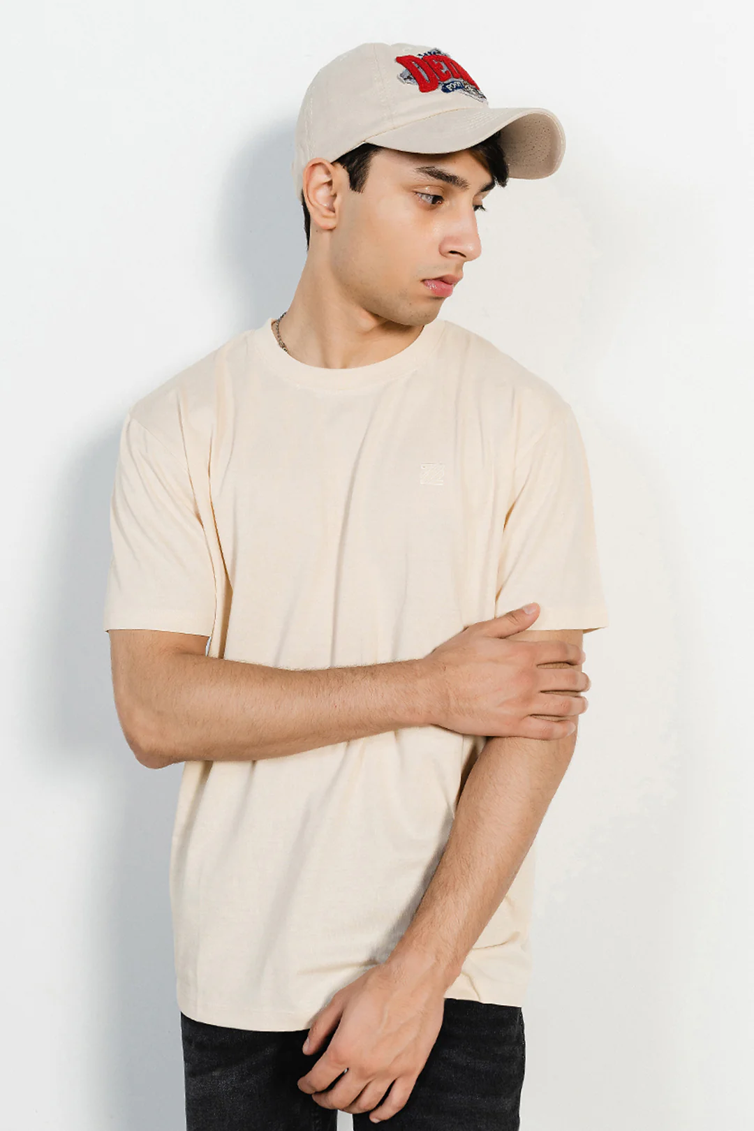 Basic T-Shirt - Regular - Image 42