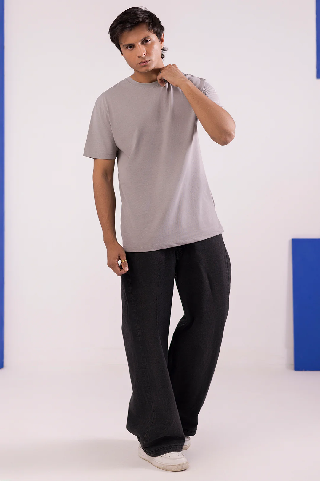Basic T-Shirt - Regular - Image 56
